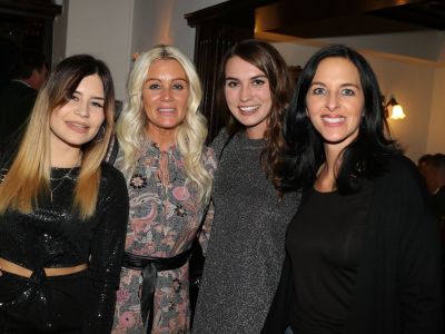Anna, Uli, Julia Supersberger & Kathy Stumbecker bei der Afterparty
