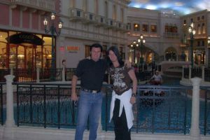 Rusty und sein Bruder Helmut Slide im Venetian Resort Hotel in Las Vegas.jpg