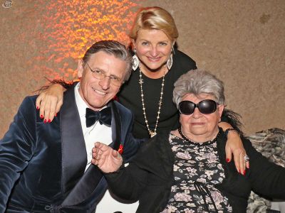 Marlies mit ihrer Mama und Bruder Karlheinz Muhr