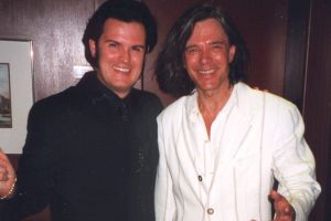 Rusty mit Jürgen Drews auf der MS-Astor 2001