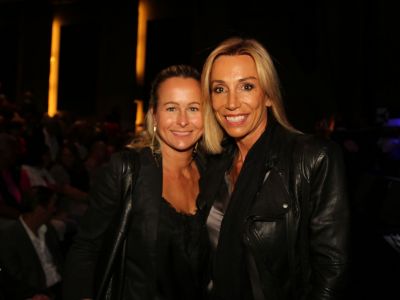 CEO Managerin von Wings for Life - Anita Gerhardter mit Freundin