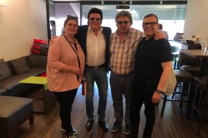 Rusty mit Peter Schreyer - Kia Motors Präsident - Gallus Lessacher und Simona Schreyer