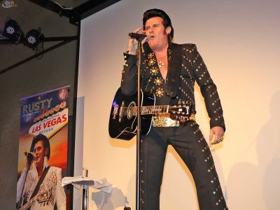 Rusty singt C.C. Rider